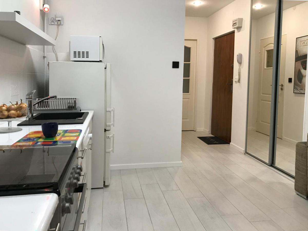 Ferienwohnung Dwupokojowy Apartament Na Tarchominie Warschau Exterior foto